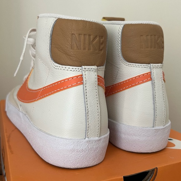 Nike Blazer Mid ‘77 EMB - Men’s Size 11 - Picture 4 of 9